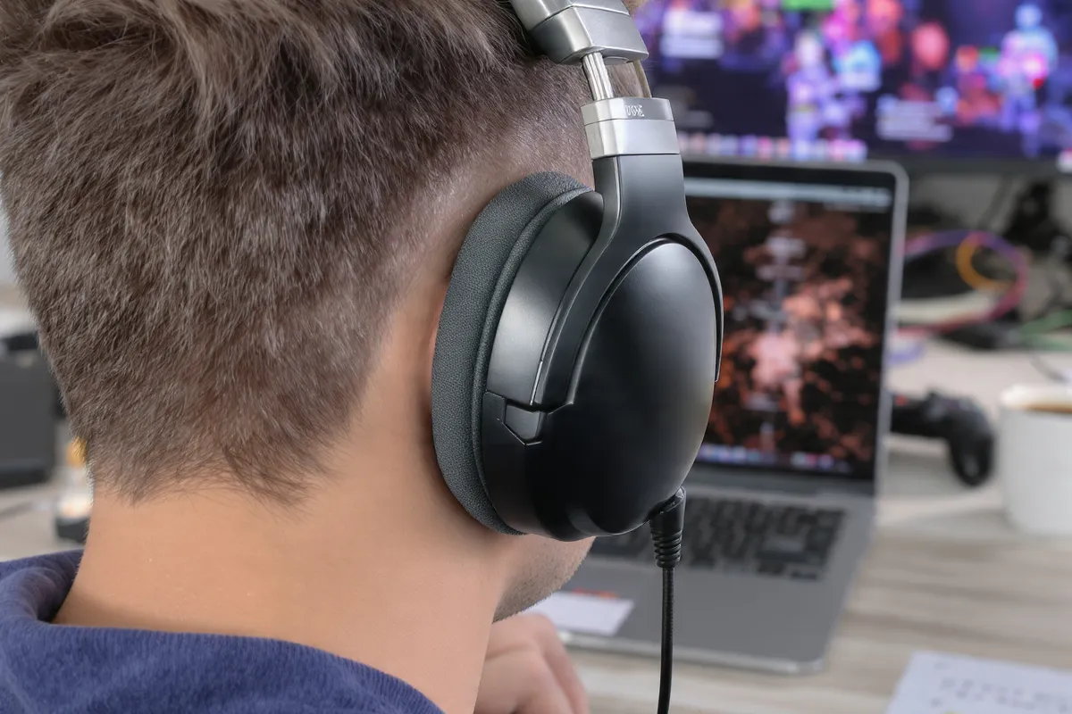 7.1 Virtual vs. Estéreo Real: A Mentira dos Headsets Gamer